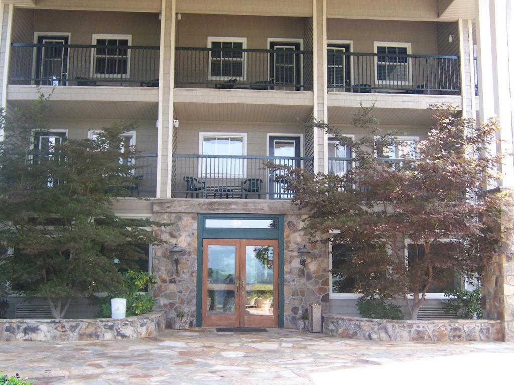 Lake Chatuge Lodge Hiawassee Eksteriør billede