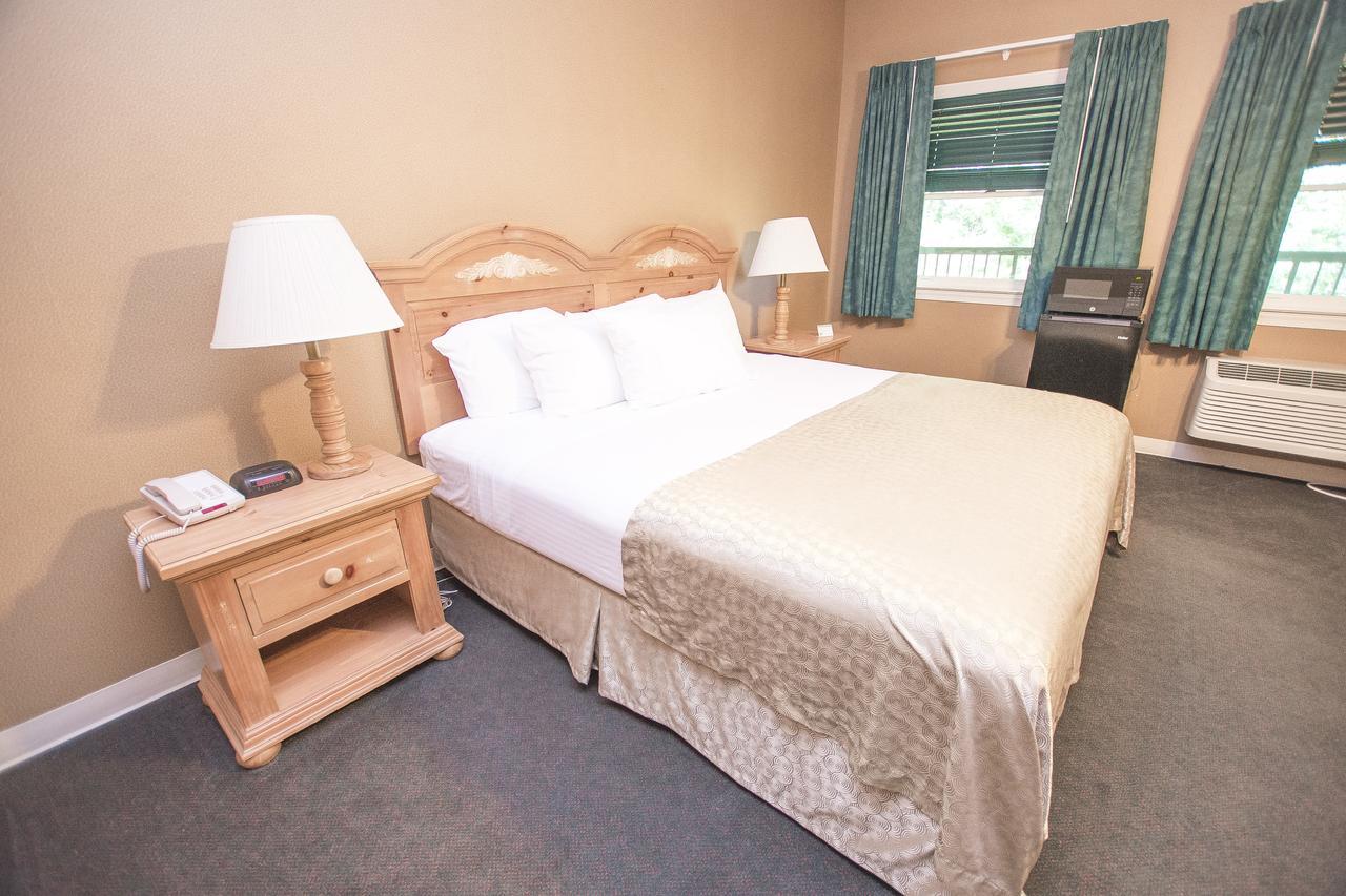 Lake Chatuge Lodge Hiawassee Eksteriør billede